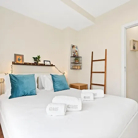 Guestready- Charming Retreat With Terrace Apartment *