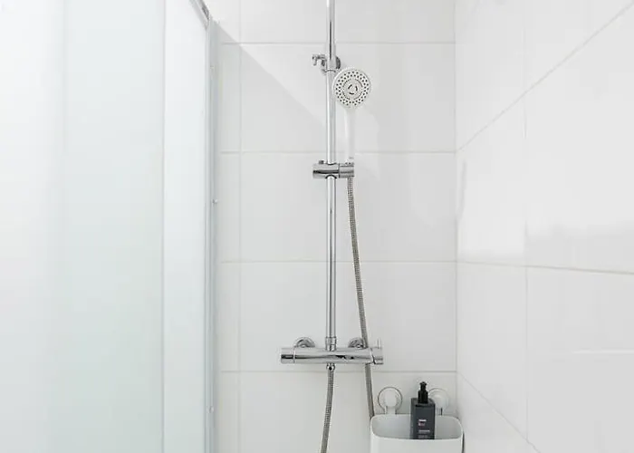 Guestready- Charming Retreat With Terrace