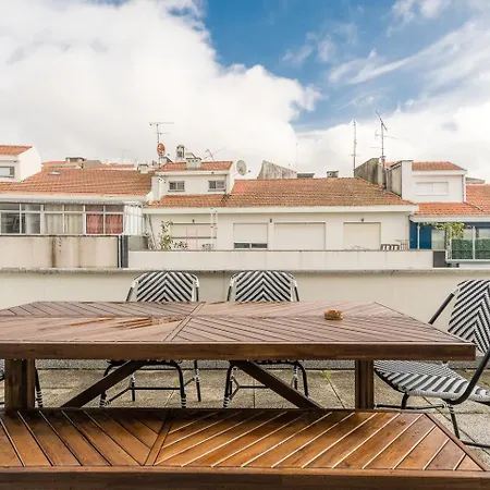 Guestready- Charming Retreat With Terrace Πόρτο