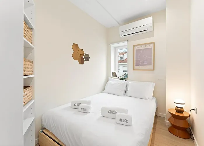 Guestready- Charming Retreat With Terrace * ポルト